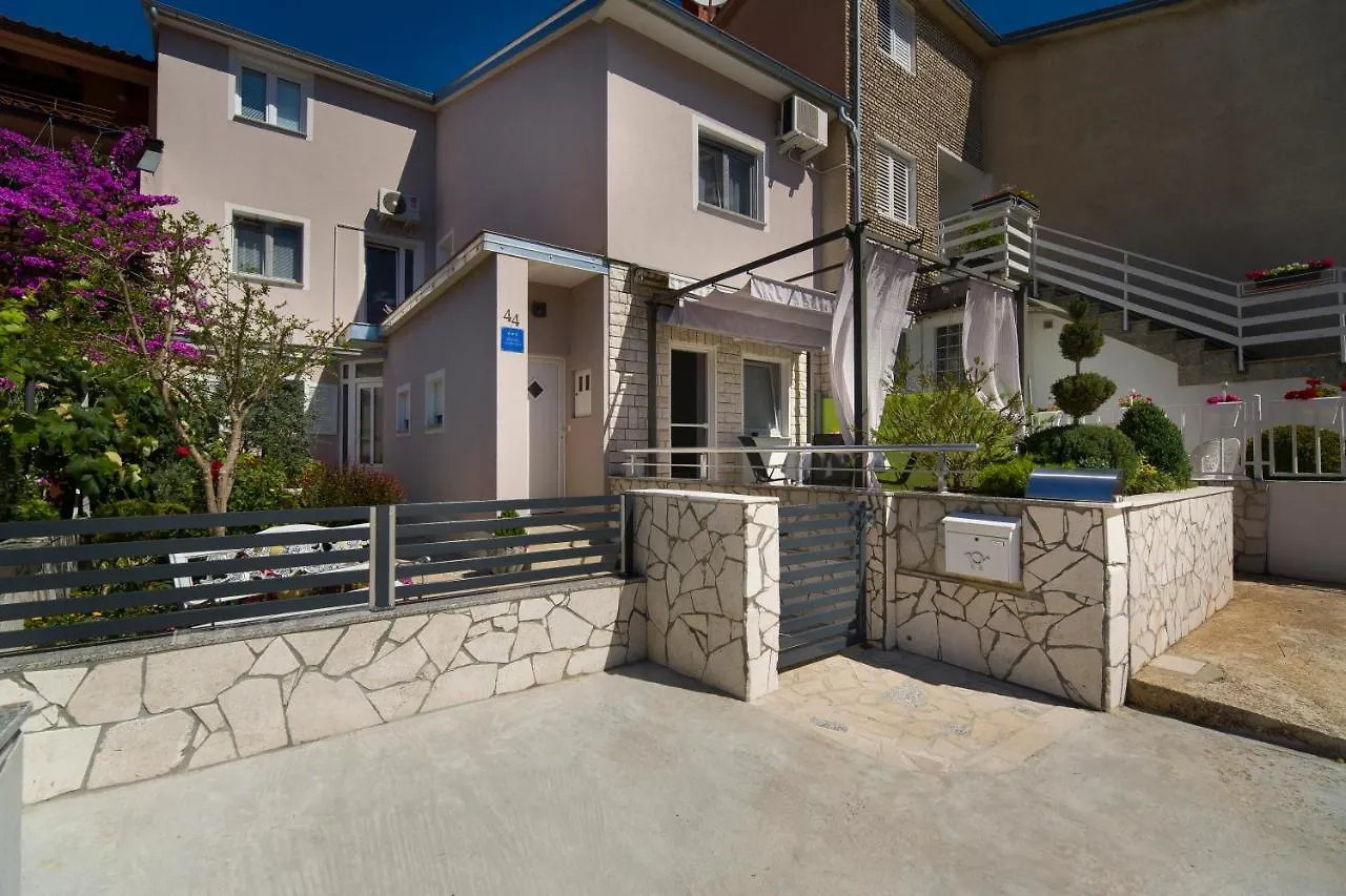 Apartment Katy Pula Croatia